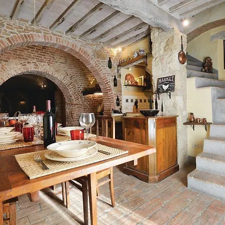 La Torre Di Matilde Apartment *